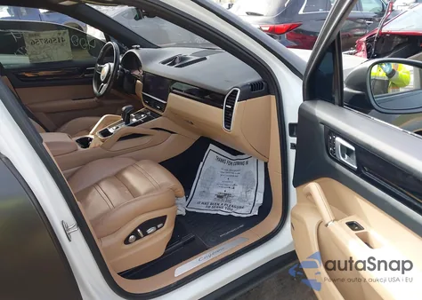 2019 Porsche Cayenne z USA, uszkodzony, nr VIN WP1AA2AY1KDA06319